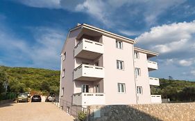Apartments Kiara Punat
